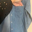 Everlane Chambray Denim Blue Jean Button Down Shirt with Pocket Women’s XS NWOT Photo 3