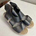 Eileen Fisher  Willow Wedge Espadrille Women’s Size 5.5 Leather Sandals metallic Photo 6