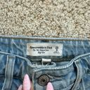 Abercrombie & Fitch  The 90’s Relaxed Jean High Rise Photo 2