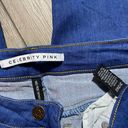 Celebrity Pink Denim Jeans Photo 2