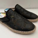 Olukai NEW  Black Kaula 'Olu' Ili Laser Perforated Slip On‎ Espadrille Mules 9.5 Photo 3