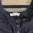 Illa Illa  crop top with tie front and button down design, black size small Photo 1