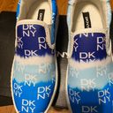 DKNY NEW  Women’s Case Sneakers slip on size 7.5 Photo 2