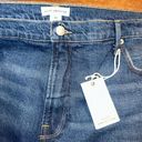 Good American NWT  90’s Jean Shorts Photo 4