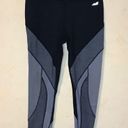 Avia  RUNNING FITTED ATHLETIC BLACK GRAY LEGGINGS WOMENS SIZE XS Photo 2