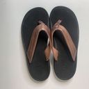 Olukai Rose Gold Pink Women’s Flip Flop Sandals Size 8 Photo 4