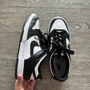 Nike Low Panda Dunks 7.5 Photo 8