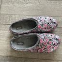 Crocs Size 9 Grey and Pink Floral Fleece Lined Clog Shoes Photo 1