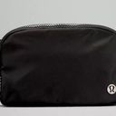 Lululemon everywhere belt bag 1L wordmark logo Photo 0