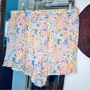  5 inch Gauze High Rise Floral Shorts- Torrid Size 1 (12/14) Photo 1