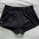 Lululemon Hotty Hot Short High-Rise 2.5” Photo 3