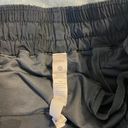 Lululemon Hotty Hot Short 2.5” Photo 1