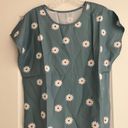 Daisy Floral  Print Crew Neck Short Sleeve Blouse. Photo 1