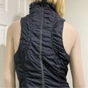 Lululemon  Black Lightweight Pleated Reflective Vest Size 4 Photo 4