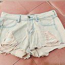 Hollister  Boyfriend Low Rise Shorts in Pink‎ Denim size 1/25 Photo 0