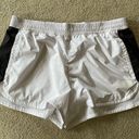 The North Face BLACK AND WHITE HYDRENALINE SHORT WOMEN’S LARGE Photo 11