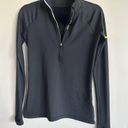 Nike  pro hyper warm women’s black quarter zip long sleeve size medium Photo 1