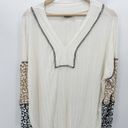 Harper Haptics by Holly  Top Women SIZE 2X White Animal Print Patchwork V-Neck Photo 6