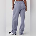 Alo Yoga Accolade Straight Leg Sweatpant Fog S Photo 2