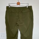 Rei Co-op women’s green Savanna trails hiking pants size 16 Photo 8