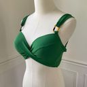 Robin Piccone NWOT  Kelly Green Twist Front Bikini Top Lace Back M D Cup Photo 5