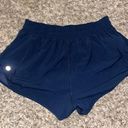 Lululemon Hotty Hot Short 2.5” Photo 2