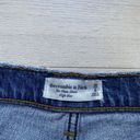 Abercrombie & Fitch  The Mom Short High Rise Women's 6 Distressed Denim Jean Photo 2