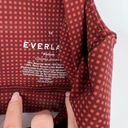 Everlane  Perform Bra in Burnt Orange Dot Pattern Size XS NWOT Photo 4