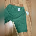 Xersion  Womens Bike Short Size 1X New Msrp $44 Harbor green Photo 4