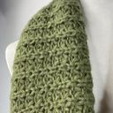 infinity Frenchi  Green Chunky Knit Scarf Photo 1