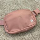 Lululemon Everywhere Belt Bag Photo 3