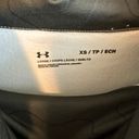 Under Armour Long-Sleeve Photo 2