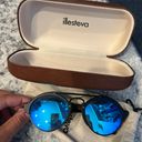 illesteva Milan Sunglasses Photo 0