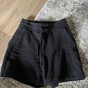 Lululemon Scuba HR Shorts Photo 0