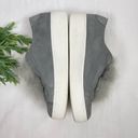 Steve Madden Bryanne Casual Platform Sneakers Fuzzy Pompom Cute Gray Size 9.5 Photo 2