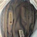 Lululemon Everywhere Belt Bag Photo 7