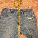 American Eagle  Light Wash Distressed Mom Jean Size 16 Long Photo 5