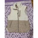 Abercrombie & Fitch  Size Small Soft A&F Ivory Cream Sherpa Quilted Zip Up Vest Photo 2