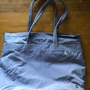 Lululemon Multi-pocket Tote Bag 20L Photo 3