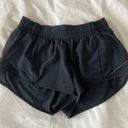 Lululemon  Hotty Hot Shorts 2.5” Photo 2