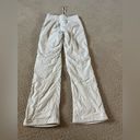 Lululemon  Studio II Pant Liner in Polar Cream Size 4 Bin 247 Photo 6