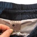 ACTA  Women's Navy Blue Size Medium Athletic Shorts Photo 1