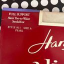 Hanes Vintage  Alive Full Support Pantyhose Sheer Toe to Waist Sandalfoot Size 8 Photo 1