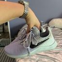 Nike Sneakers Photo 0