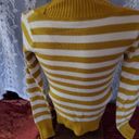 Fossil  size medium gold colored horizontal striped sweater chunky V-neck Photo 3