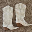 White Beaded Cowboy Boots Size 7.5 Photo 2