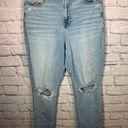 American Eagle  Curvy Ripped Mom jeans women’s size 12  light wash distressed Photo 0