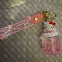 Sanrio Liquid hello Kitty keychain Photo 1