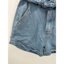 Krass&co Denim  Light Wash Blue Denim Paperbag High-Rise Shorts Women's Size 4 Photo 2