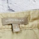 Banana Republic  Mini Pencil Skirt‎ Women's Size 4 White Silver Metallic Embossed Photo 3